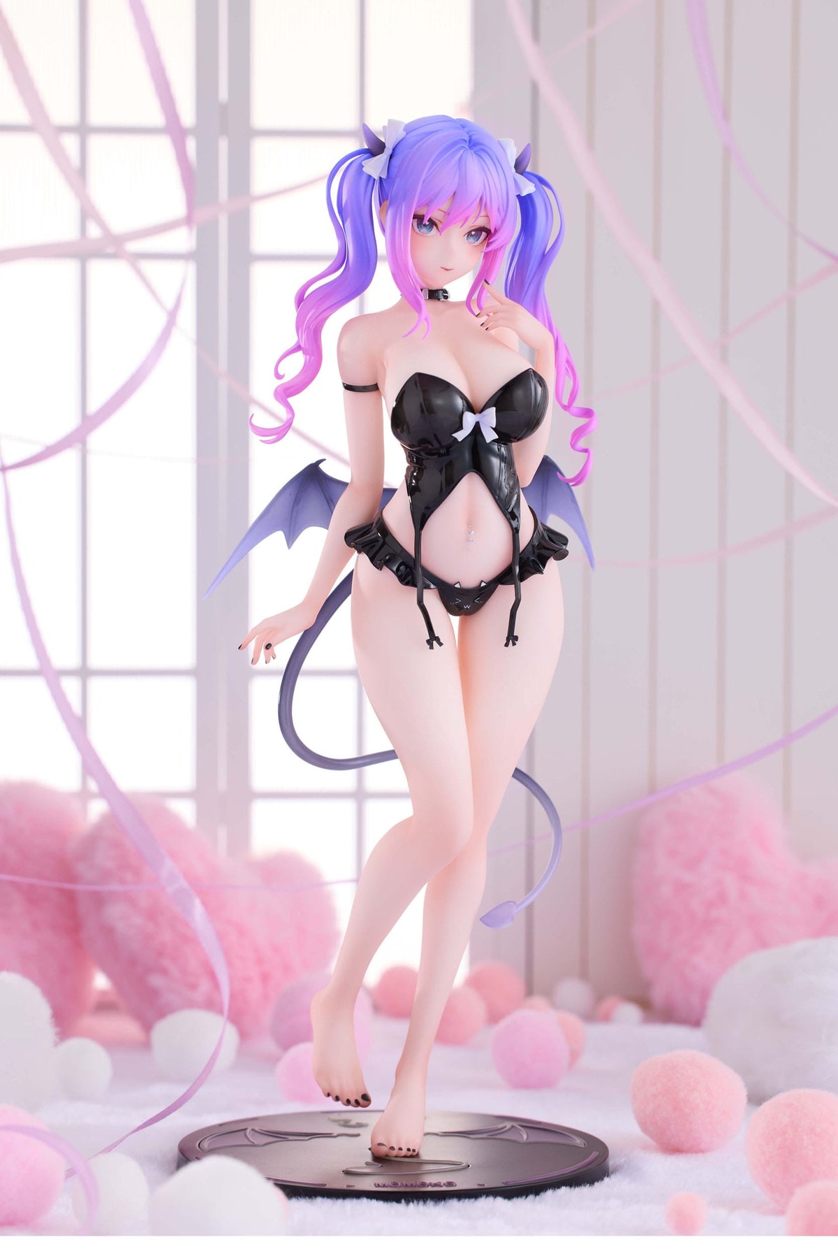 Personaje original - Glowing Succubus Momoko-chan - figura 1/6 (Momoroser)