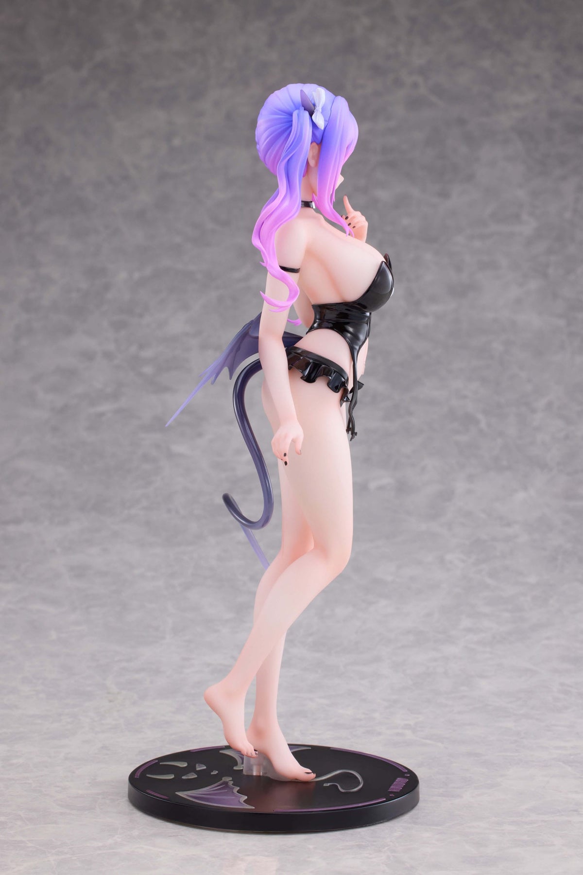 Personaje original - Glowing Succubus Momoko-chan - figura 1/6 (Momoroser)