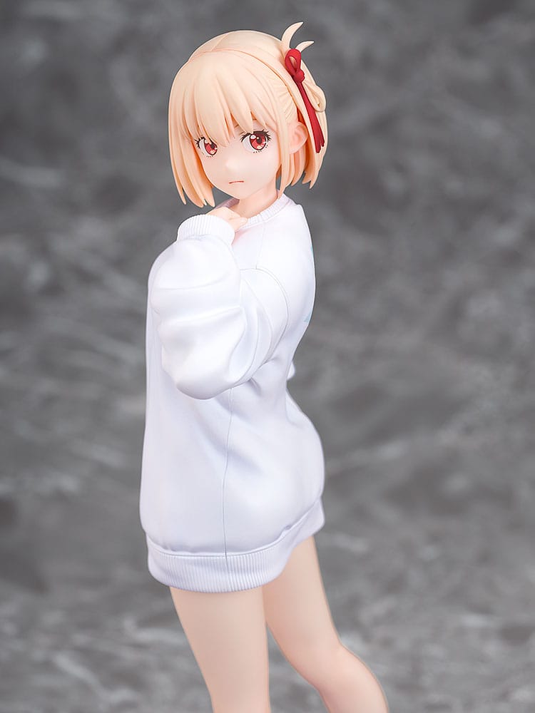 Lycoris Recoil - Chisato Nishikigi - Oversized Sweatshirt Figur 1/7 (Phat!)