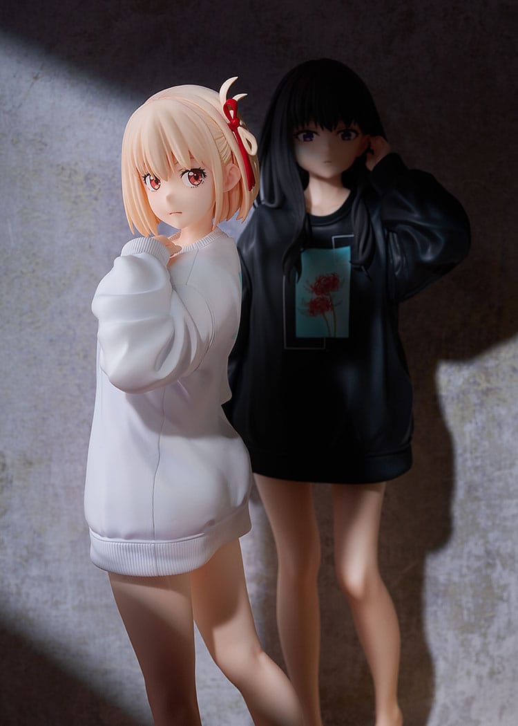Lycoris Recoil - Chisato Nishikigi - Oversized Sweatshirt Figur 1/7 (Phat!)