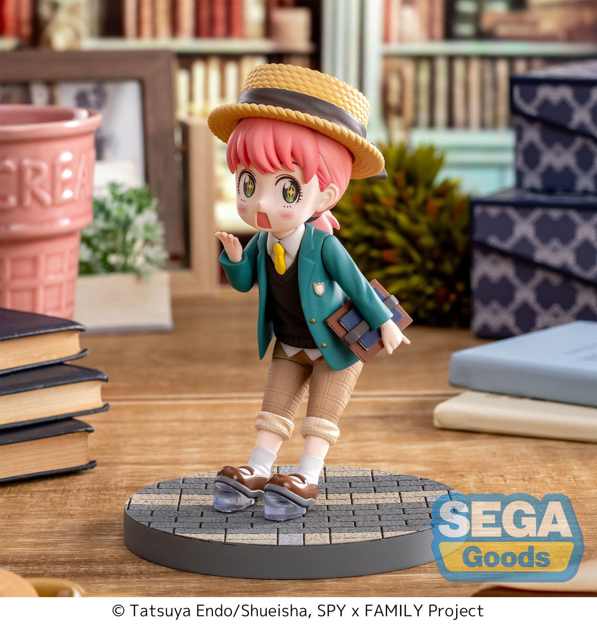 Spy x Family - Anya Forger - Stylish Look Vol. 2.5 Luminasta figurine (SEGA)