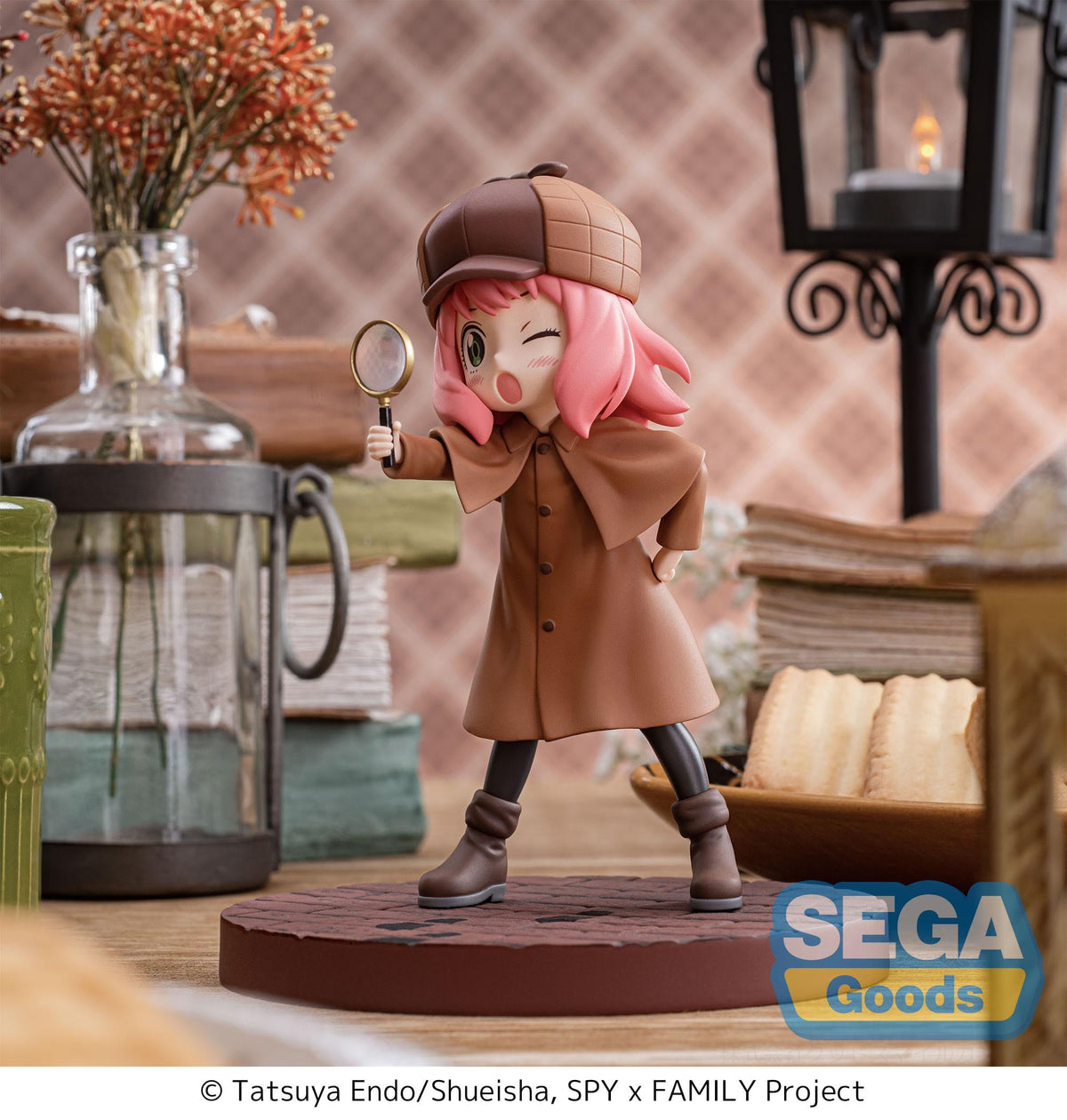 Spy x Family - Anya Forger - Giocare al detective Ver. Luminasta figura (SEGA)