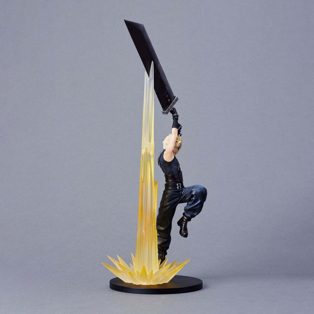 Final Fantasy VII Rebirth - Cloud Strife - Hatsubai Kinen figurine (Square Enix)