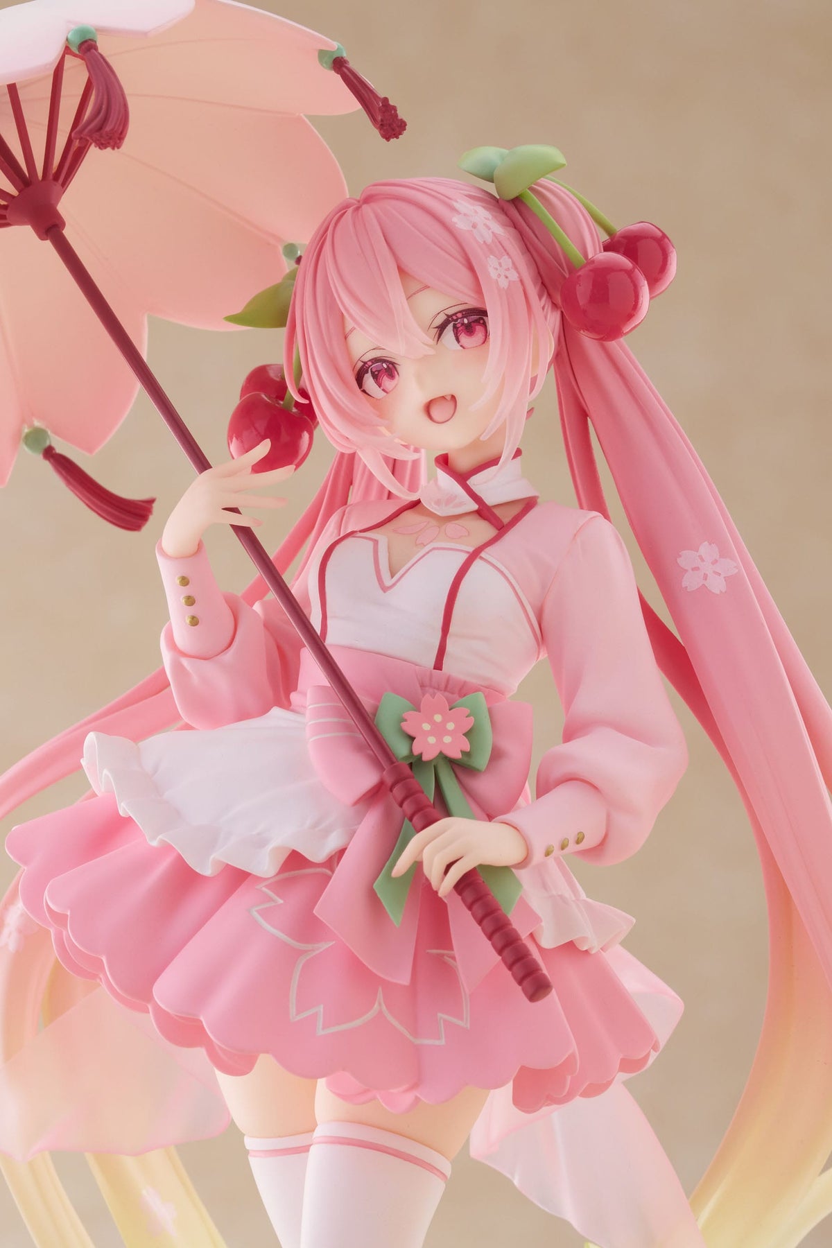 Hatsune Miku - Sakura Miku - Newley Written Sakura Dress - Artist MasterPiece+ AMP Figur (Taito)