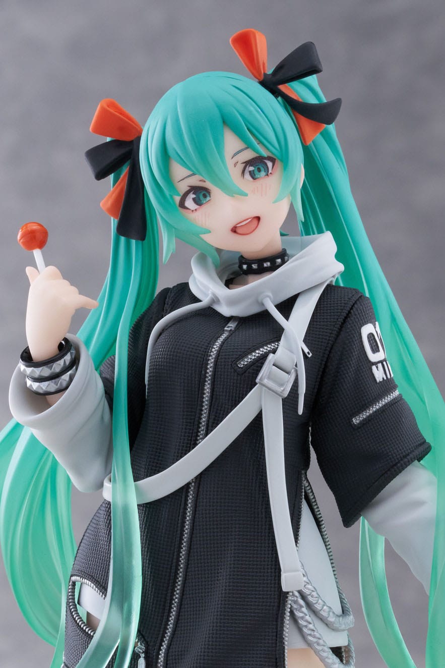 Hatsune Miku - Punk - Fashion figurine (Taito)