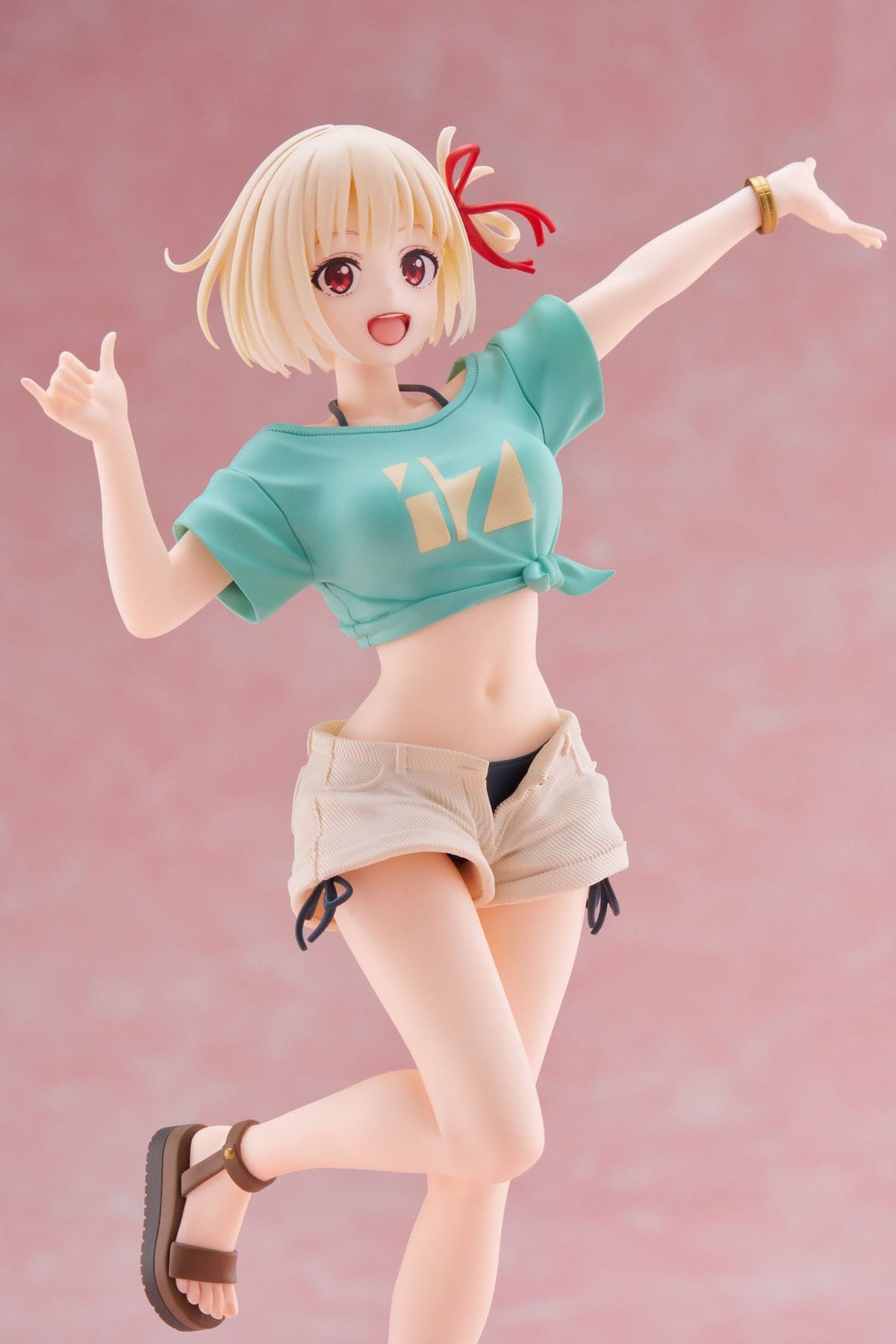 Lycoris Recoil - Chisato Nishikigi - Hawaiian Coreful figurine (Taito)