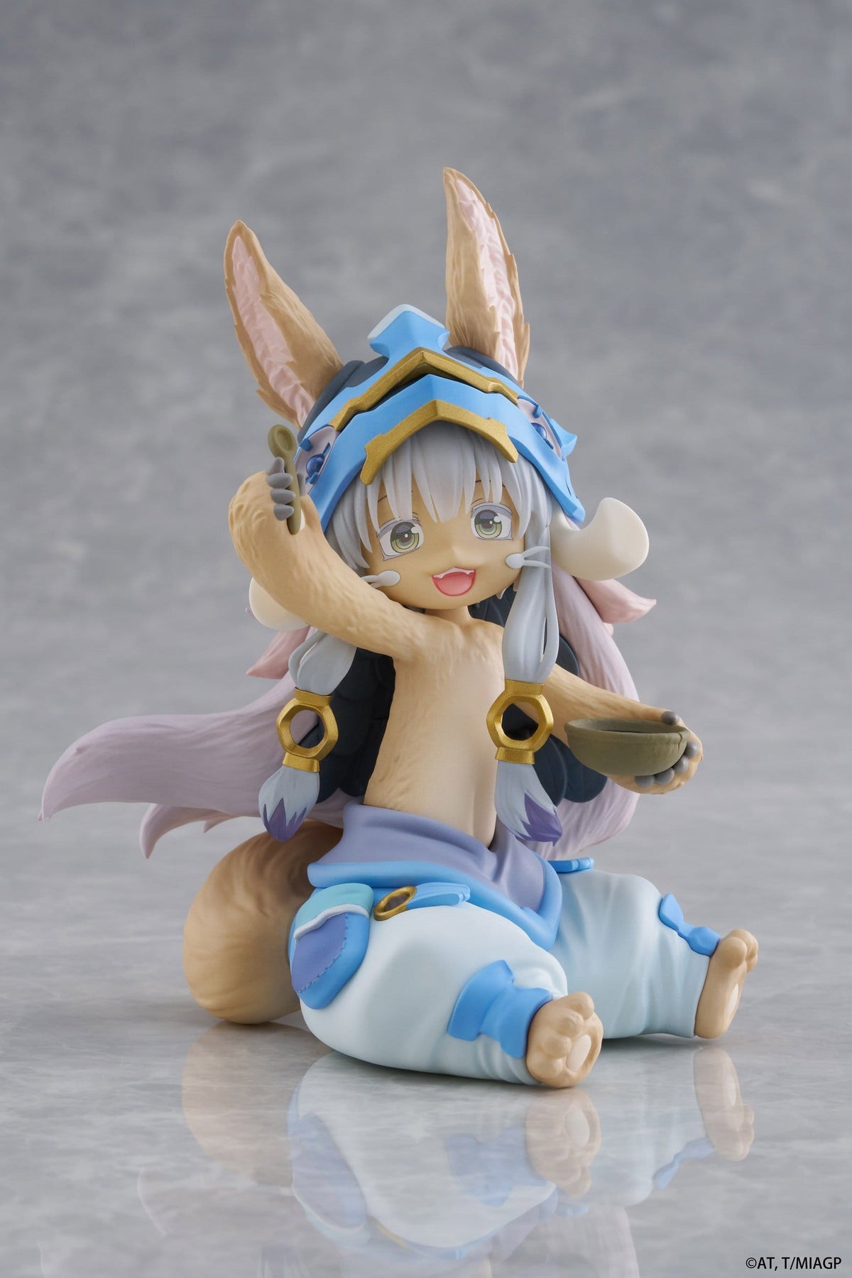 Made in Abyss - Nanachi - Mealtime Desktop Cute Figur (Taito)