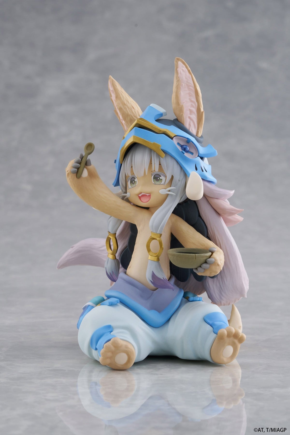 Made in Abyss - Nanachi - Mealtime Desktop Cute Figur (Taito)