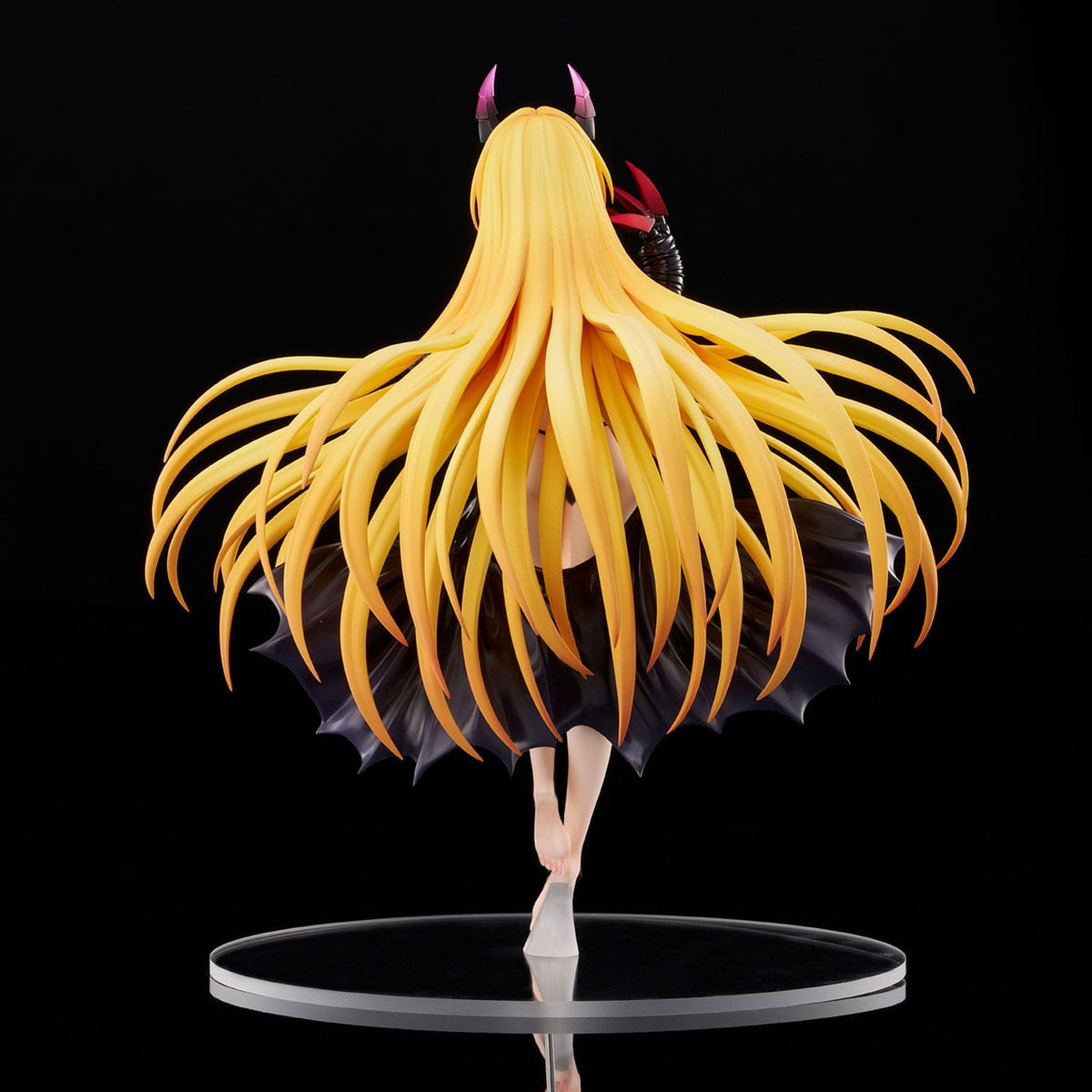 To Love -Ru Darkness - Golden Darkness - Darkness figure 1/6 (Union Creative)