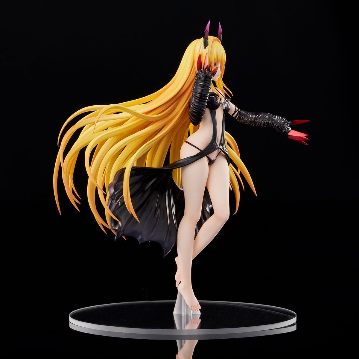 To Love -Ru Darkness - Golden Darkness - Darkness figure 1/6 (Union Creative)