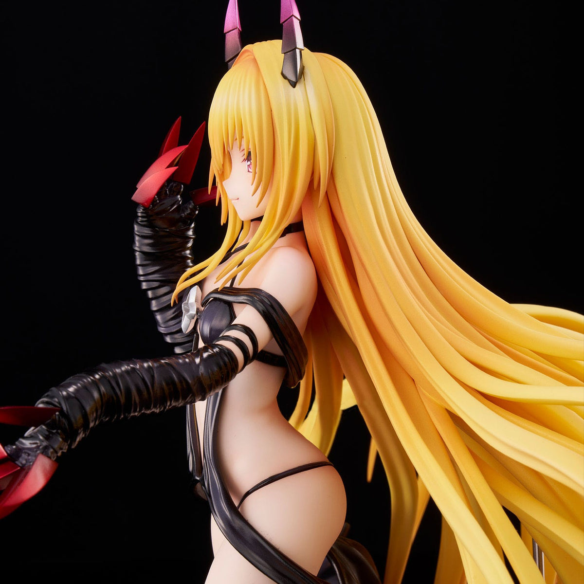 To Love -Ru Darkness - Golden Darkness - Darkness figure 1/6 (Union Creative)