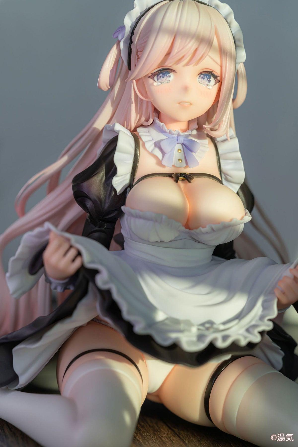 Personnage original - Clumsy Maid Lily - illustration par Yuge figurine 1/6 (Vibrastar)