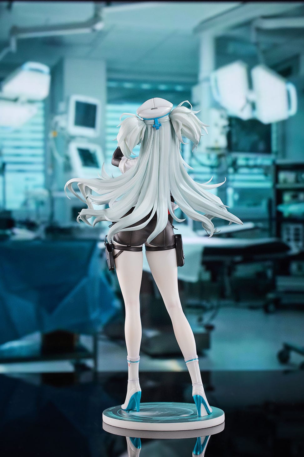 Girls' Frontline 2: Exilium - Florence PA-15 - Enchanting White Feather Figur 1/6 (VKEND Hobby)