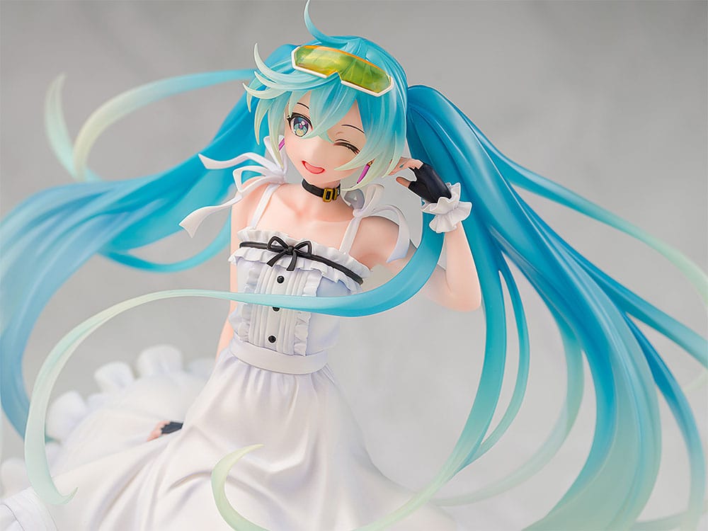 Hatsune Miku - Racing Miku 2021 - Vacation Style Figur (Wonderful Works)