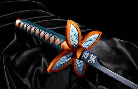 Demon Slayer - Shinobu Kocho - Nichirin Sword Proplica Replica 1/1 (Bandai)