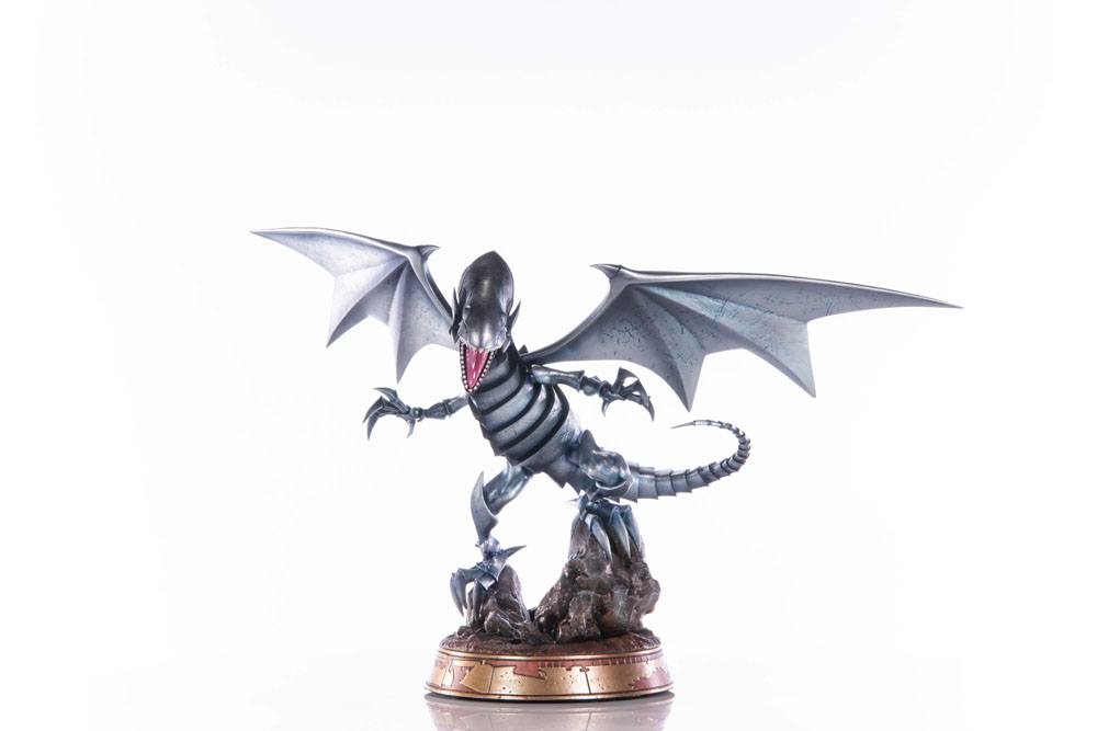 Yu-Gi-Oh! - Blauäugiger Weißer Drache (Blue-Eyes White Dragon) - Silver Edition Figur (First 4 Figures)