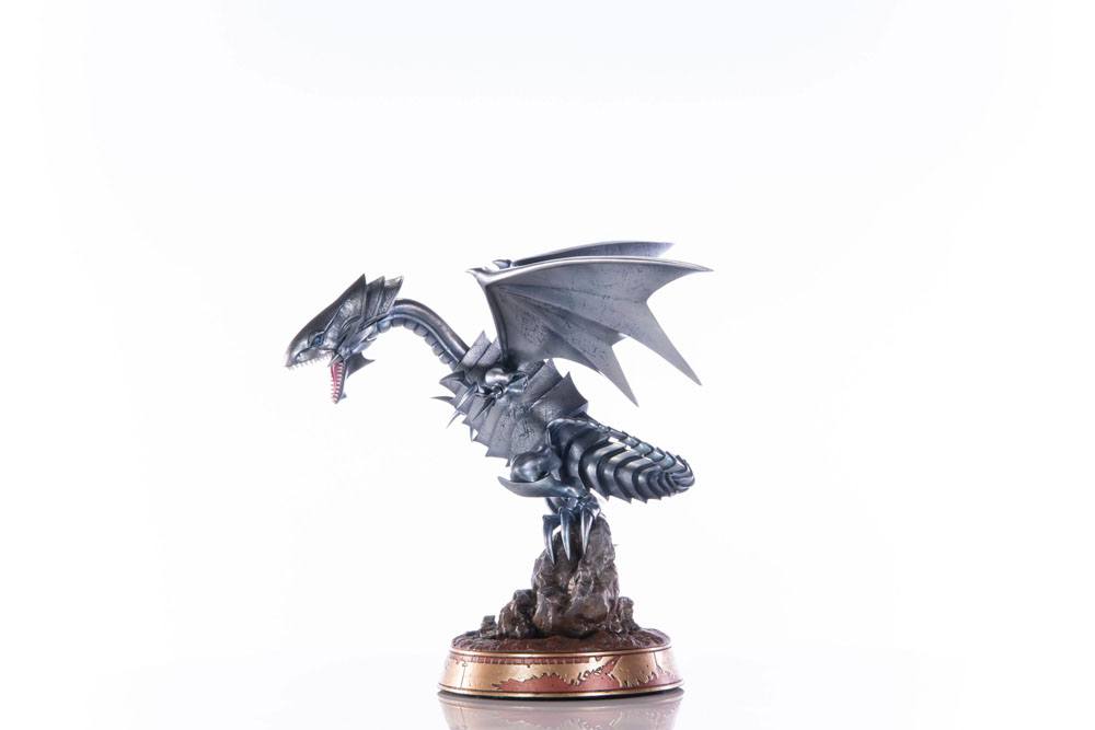 Yu-Gi-Oh! - Blauäugiger Weißer Drache (Blue-Eyes White Dragon) - Silver Edition Figur (First 4 Figures)