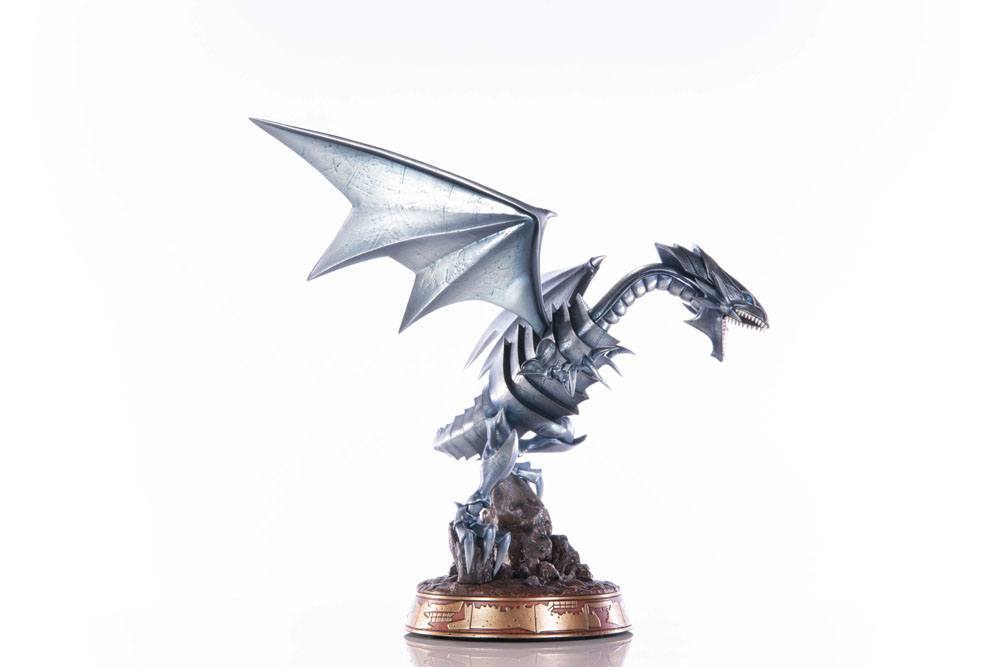 Yu-Gi-Oh! - Blauäugiger Weißer Drache (Blue-Eyes White Dragon) - Silver Edition Figur (First 4 Figures)