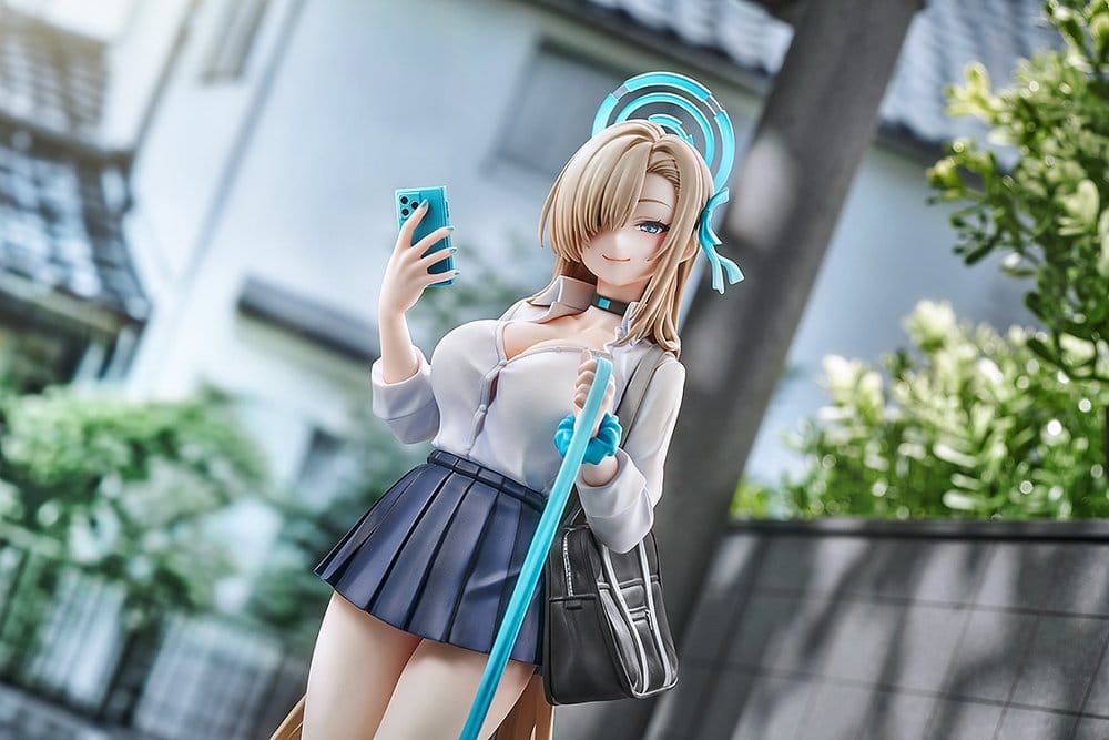 Blue Archive - Asuna Ichinose - School Memorial Lobby Figur 1/7 (Good Smile Company)