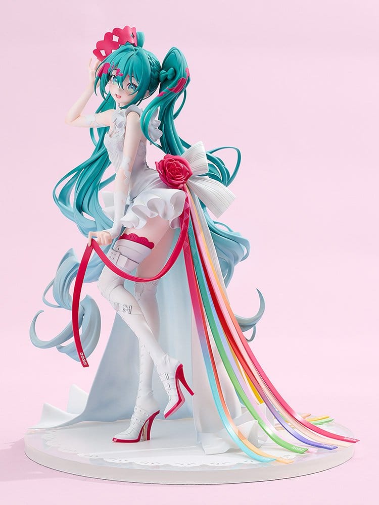 Hatsune Miku GT Project - Racing Miku 15th "Rhapsody" 2010-2025 - G.S. Collection Figur 1/7 (Good Smile Company)