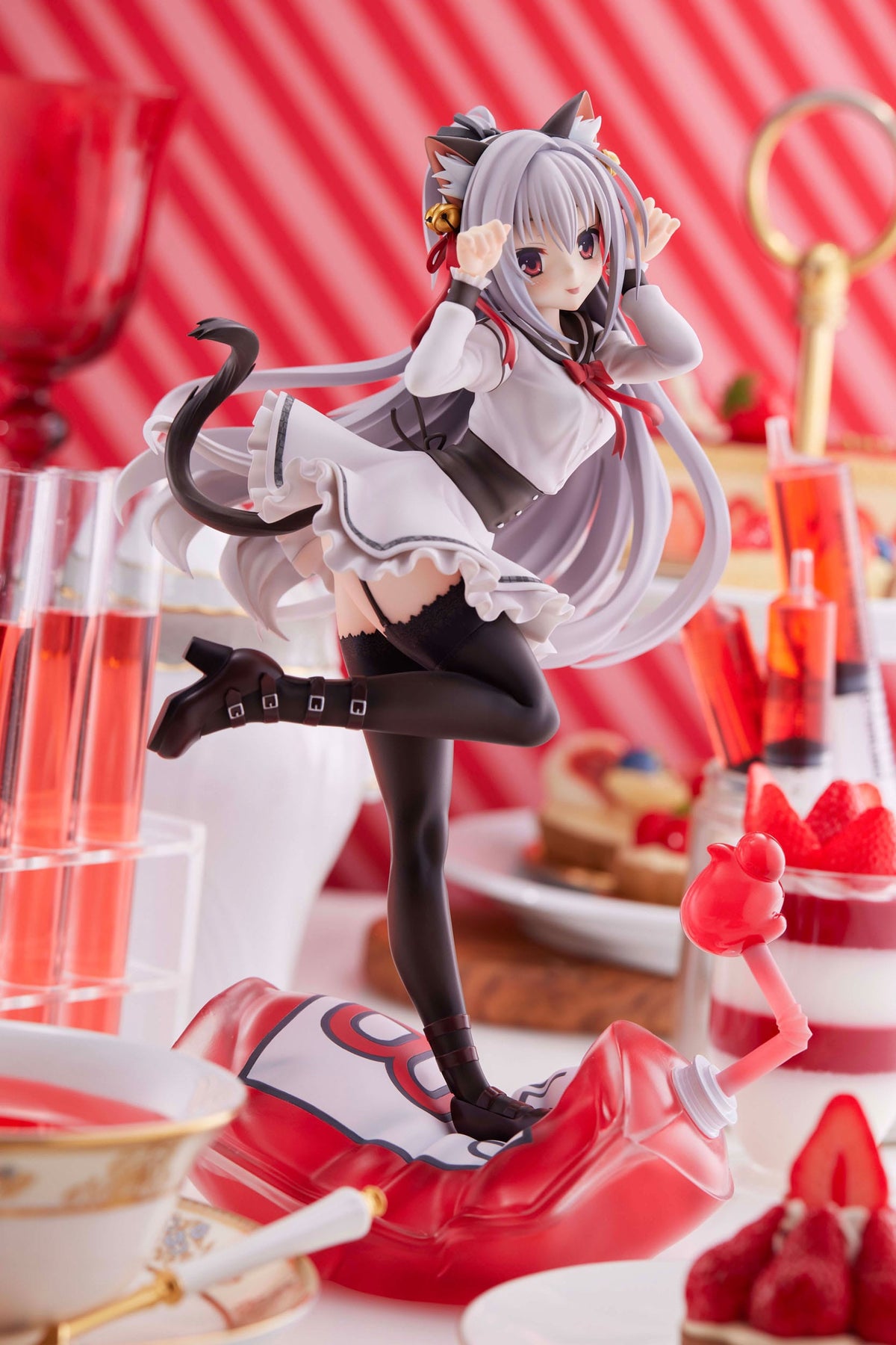 Dracu-riot! - Elina Olegovna Oven - AmiAmi Limited Edition Figure 1/7 (Alice Glint)