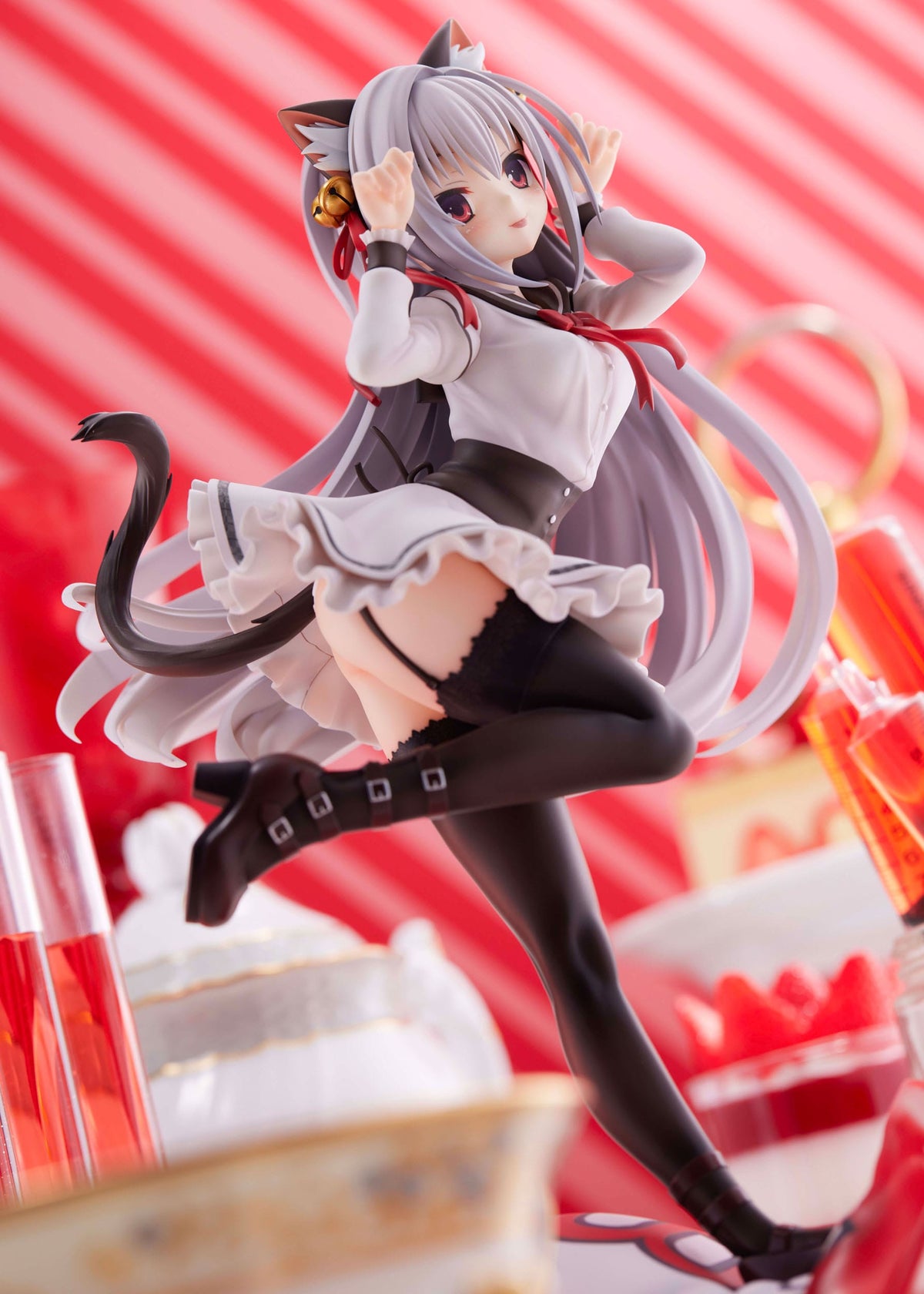 Dracu-riot! - Elina Olegovna Oven - AmiAmi Limited Edition Figure 1/7 (Alice Glint)